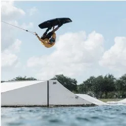 WAKEBOARD SLINGSHOT VOLT 2023 -Pagaie Debout planche slingshot volt 8 10 08 2022 17 29 46