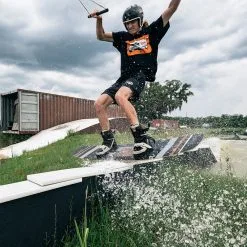 WAKEBOARD SLINGSHOT BEARDEN 2023 -Pagaie Debout sans titre 65 11 08 2022 10 19 39